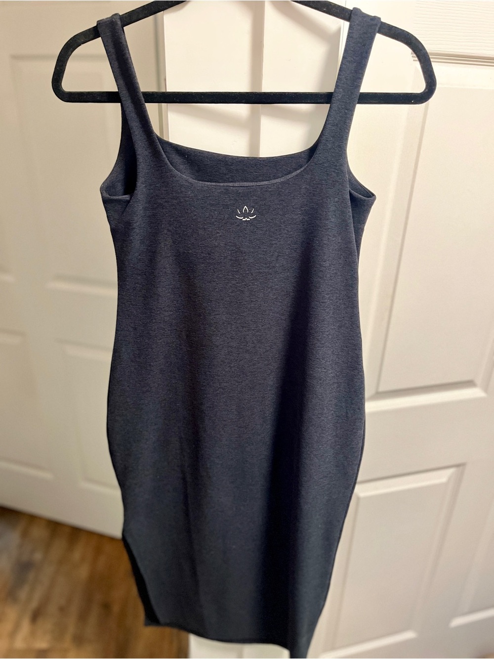 Beyond Yoga Spacedye Icon Midi Dress, Darkest Night, sz Med - Picture 7 of 12